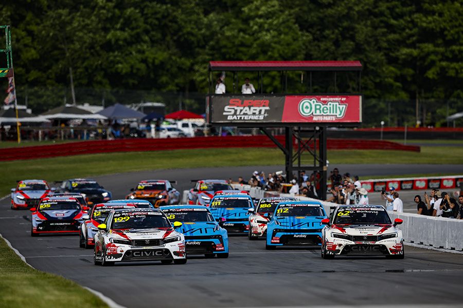 2024 key moments – Björk vs Butti at Mid-Ohio