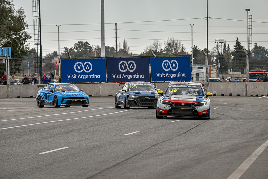 Home race win for Néstor Girolami in La Pedrera’s Race 2