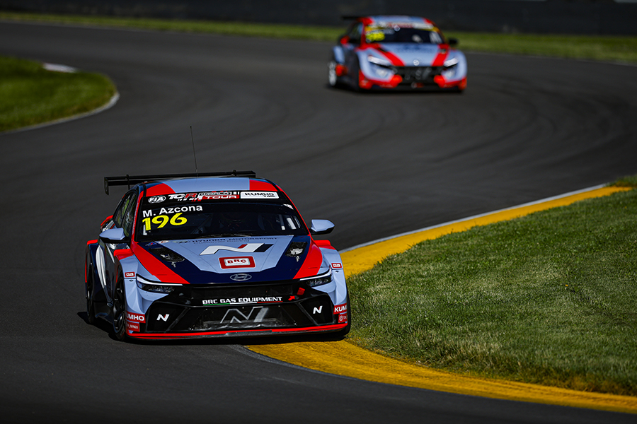 Azcona and Girolami top Mid-Ohio practice sessions