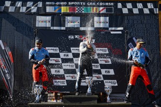 Thed Björk takes shock win as Azcona falters at Mid-Ohio