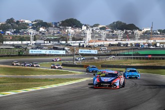 Michelisz holds off Cyan Racing challenge to win Interlagos Race 2